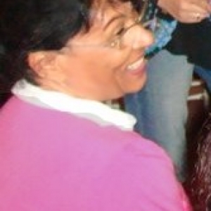 Profissional - Anezia H.