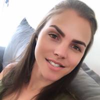 Profissional - Michelli A.