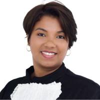 Profissional - Alayse B.