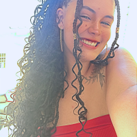 Profissional - Nicolle M.