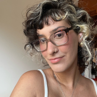 Profissional - Júlia M.