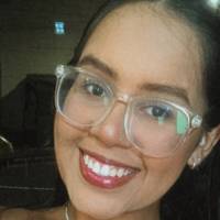 Profissional - Caroline J.