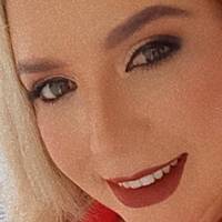 Profissional - Roseane M.