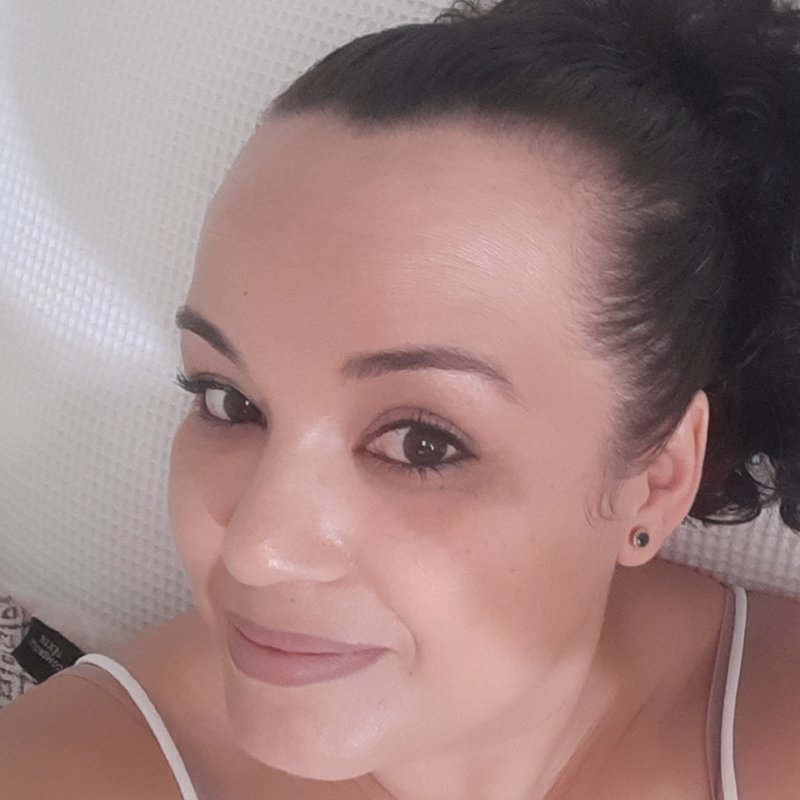 Profissional - Debora I.