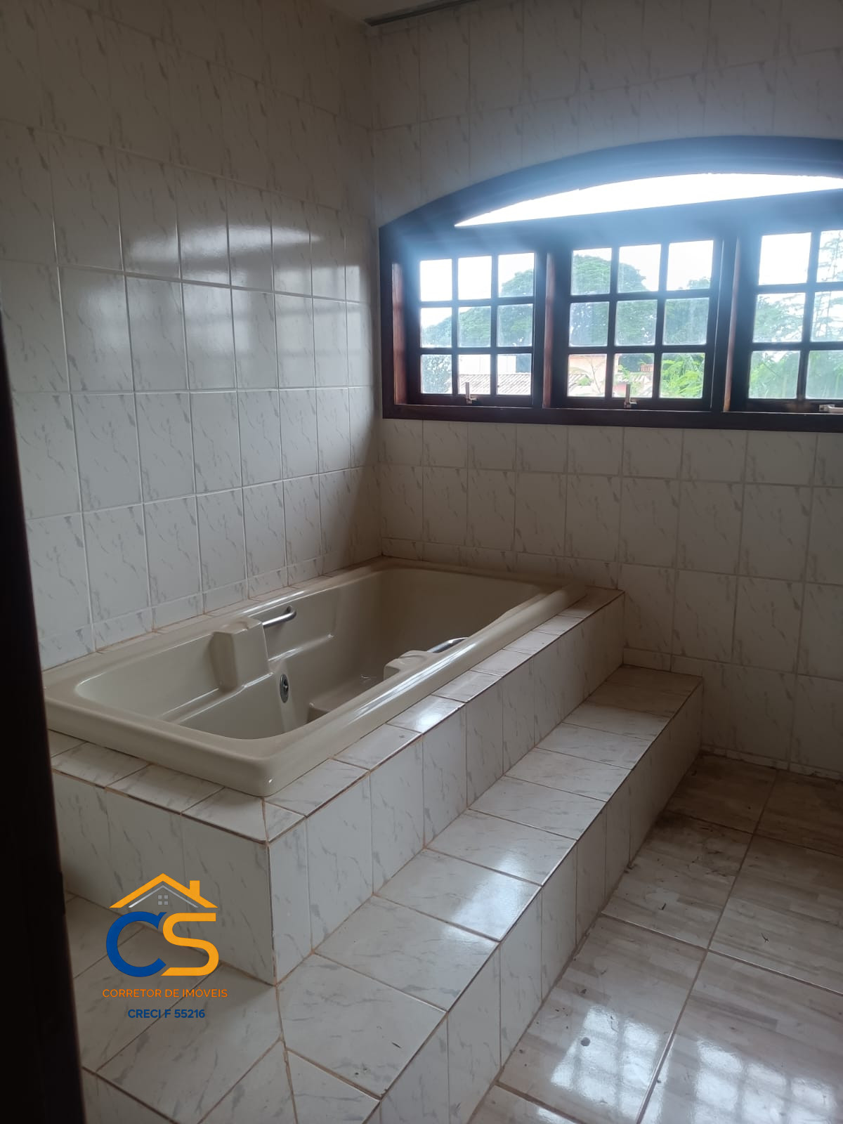 🏥 Hospital desativado à venda no centro de Missal-PR - Imagem 15