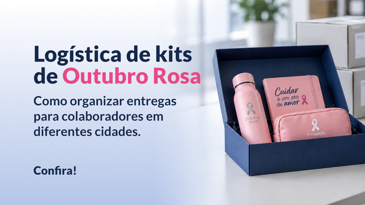 Equipe organizando caixas com kits de Outubro Rosa para envio a colaboradores em diferentes cidades.