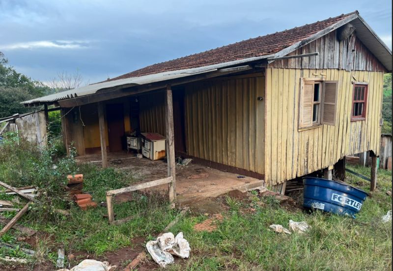 Gleba no Linha Salete (foto 2 de 8)