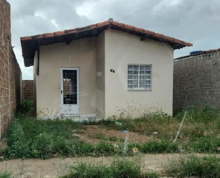 Casa, 50 m2 de área privativa.