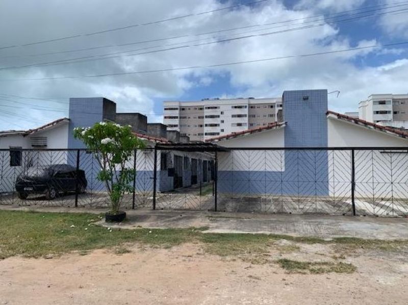 Casa, 45,7 m2 de área privativa.