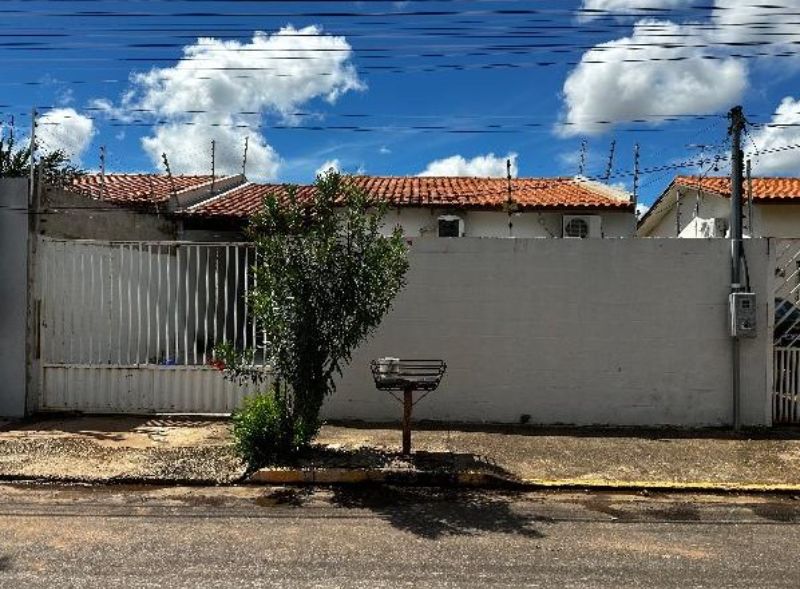 Casa, 46,45 m2 de área privativa.