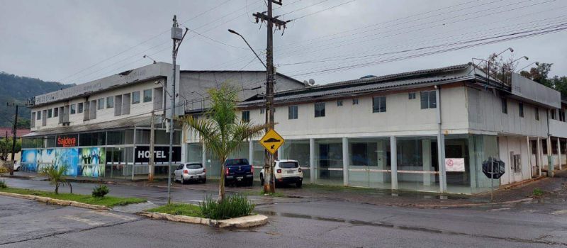 Lotes urbanos em conjunto com área de 2.800m², localizado em São Carlos - SC
