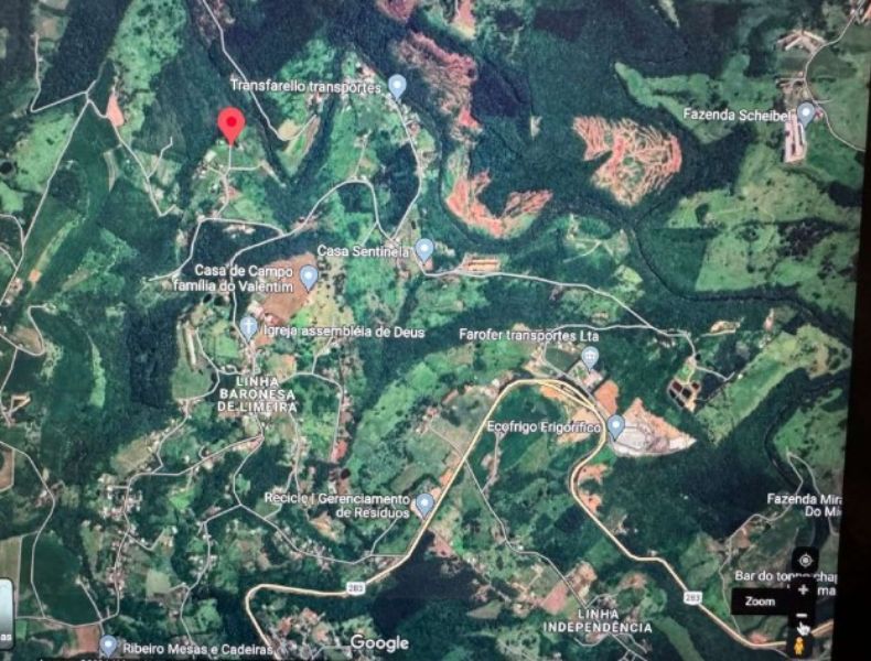 Fração de 50% de 34.194,73 (ou seja, 17.097,365m²), localizado em Chapecó - SC
