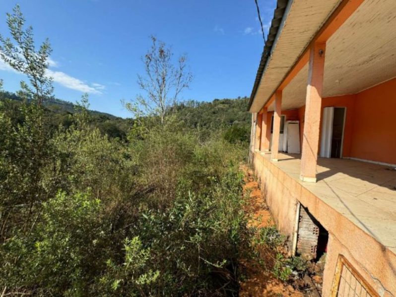 Fração de 50% de 34.194,73 (ou seja, 17.097,365m²), localizado em Chapecó - SC