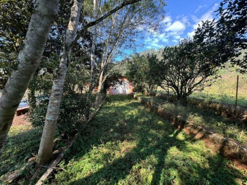 Fração de 50% de 34.194,73 (ou seja, 17.097,365m²), localizado em Chapecó - SC