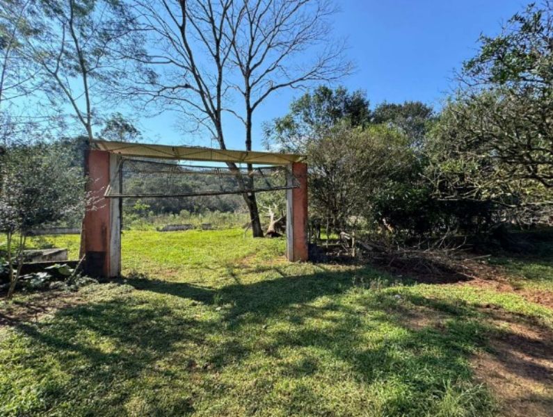 Fração de 50% de 34.194,73 (ou seja, 17.097,365m²), localizado em Chapecó - SC