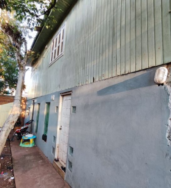 01 casa mista medindo aproximadamente 120m², localizado em Chapecó - SC