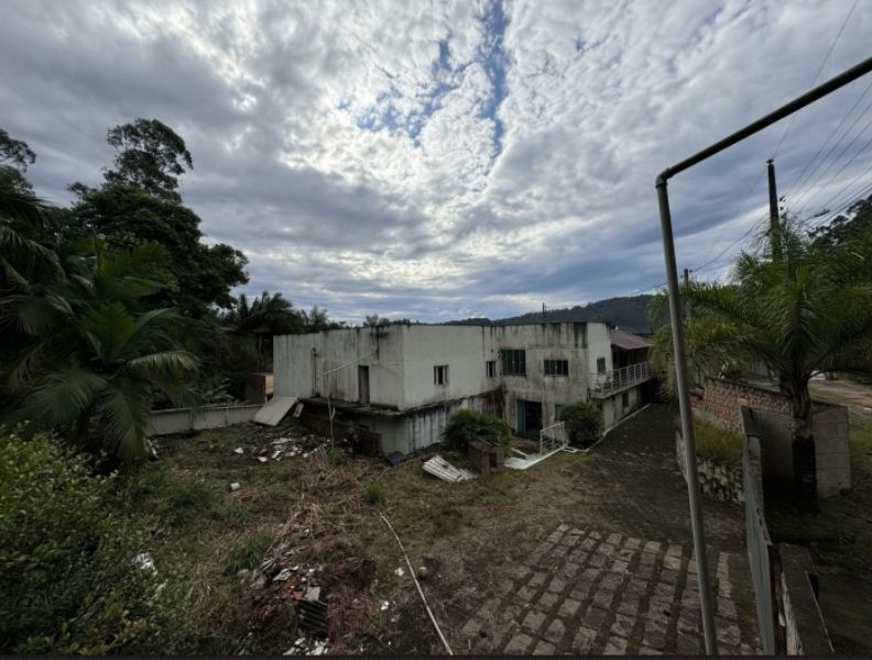 Terreno urbano com a área de 18.032,00m², localizado em Ibirama - SC
