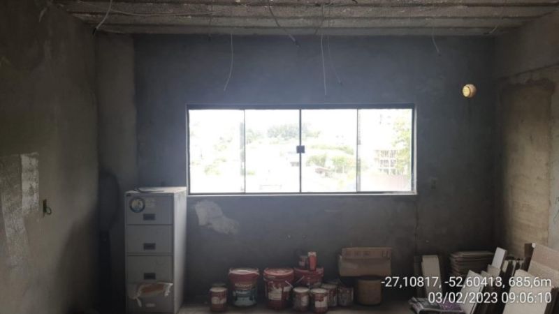 Apartamento inacabado com aproximadamente 132m², localizado em Chapecó - SC