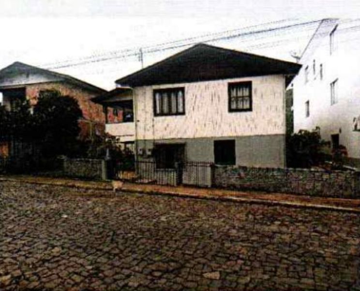 Terreno urbano, com a área de 388,91m², videira.