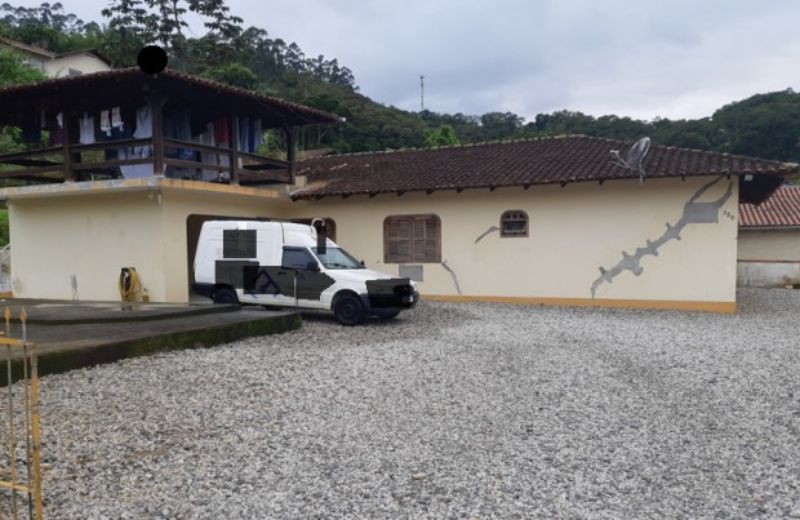 Terreno urbano com a área de 570,90m², brusque/sc.
