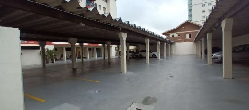 Fração ideal de 33,34% da garagem, navegantes (sc).