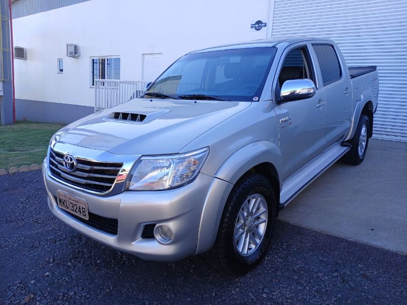 Toyota Hilux CD4x4 SRV 2012/2013 Prata