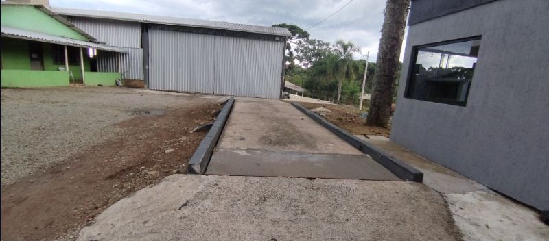 Área de terra rural própria, com 3.432,30m², localizado em Ilópolis - RS