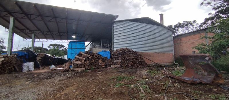 Área de terra rural própria, com 3.432,30m², localizado em Ilópolis - RS
