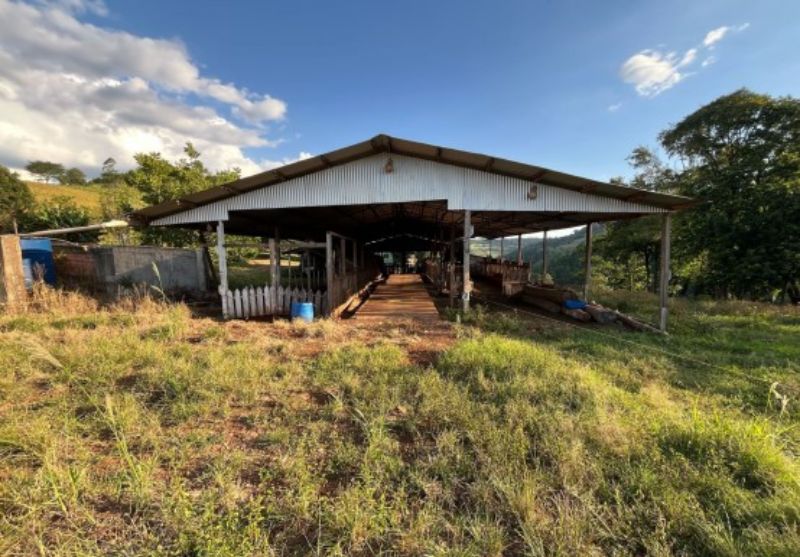 Fração ideal do Lote Rural com a área 242.000,00m², localizado em Anchieta - SC