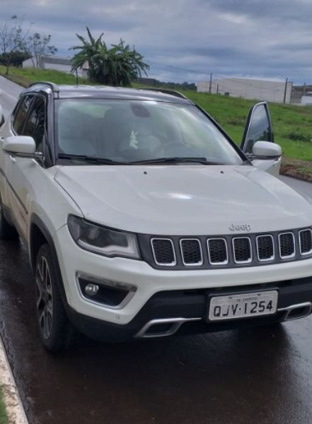 Veículo JEEP/COMPASS LIMITED D