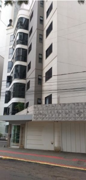 Apartamento e Box de garagem em Chapecó (SC), localizado em Chapecó - SC, bairro Centro