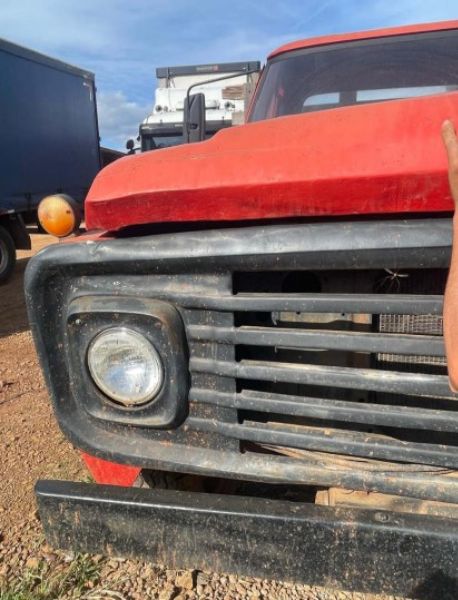 Veículo FORD F600 Caminhão FORD/F600 1975 1975 em leilão