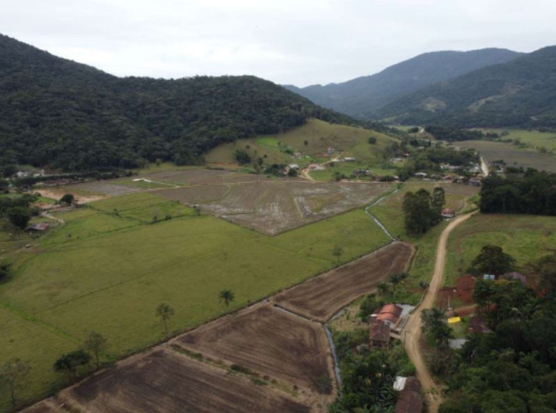 50% do terreno Imóvel matrícula n° 39.220, localizado em Camboriú - SC