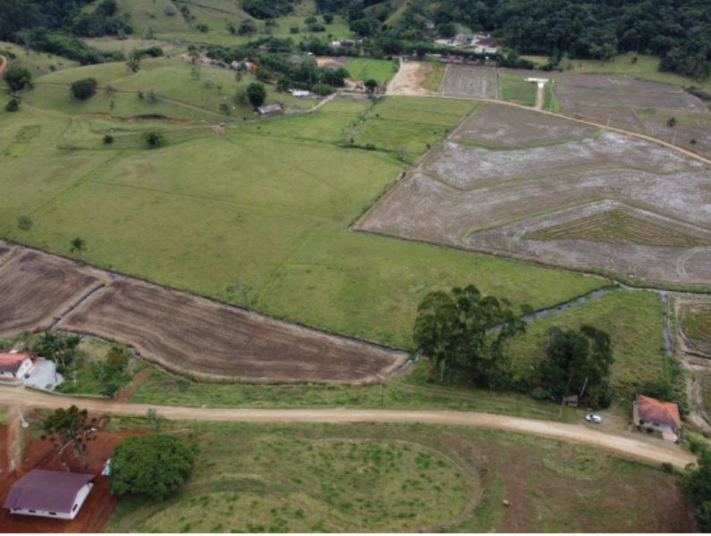 50% do terreno Imóvel matrícula n° 39.220, localizado em Camboriú - SC