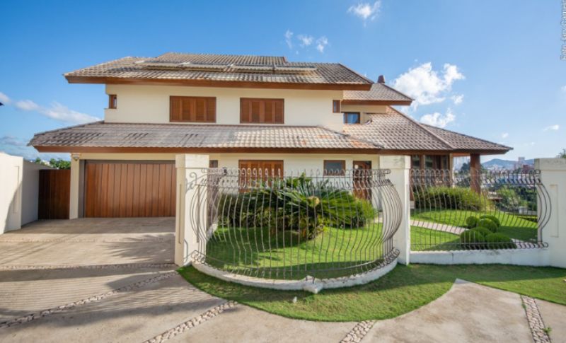 CASA ALTO PADRÃO - LAGES