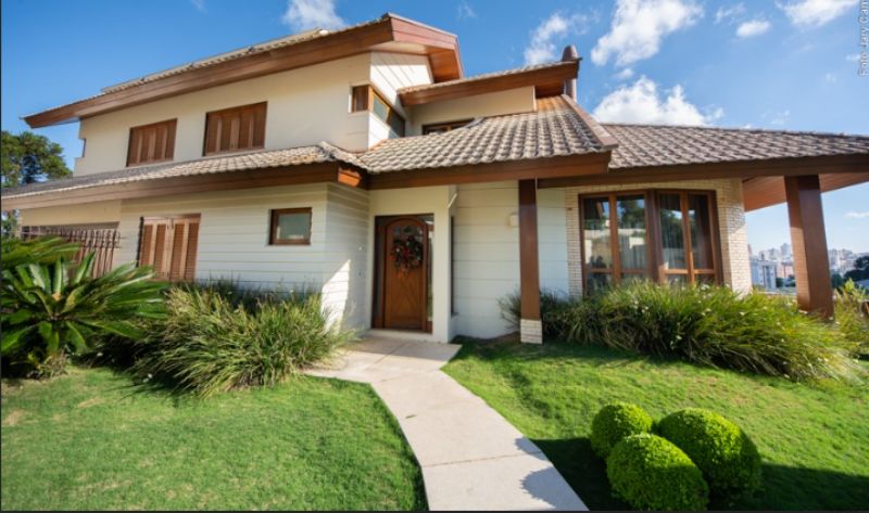 CASA ALTO PADRÃO - LAGES, localizado em Lages - SC