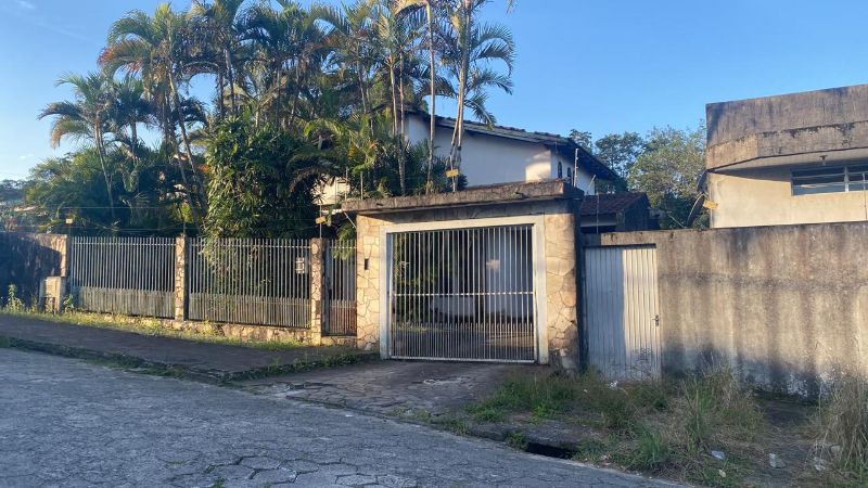 IMÓVEL EM CRICIUMA, localizado em Criciúma - SC