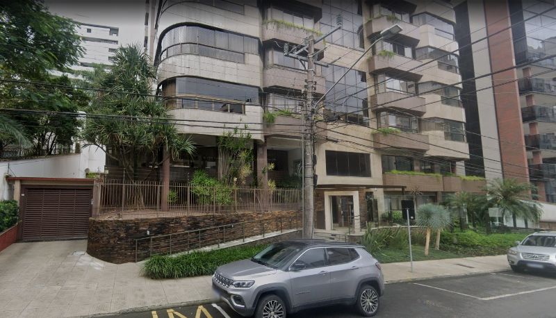 BOX DE ESTACIONAMENTO nº 28/ED RES D’AMPEZZO, localizado em Criciúma - SC