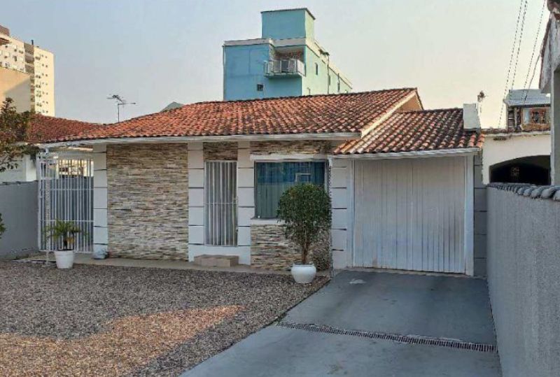 CASA PALHOÇA, localizado em Palhoça - SC, bairro Passa Vinte