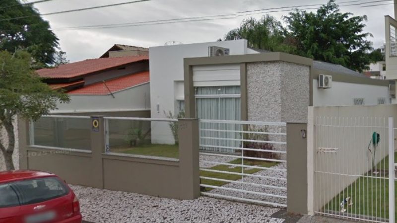 FRAÇÃO DE 50% - IMÓVEL PRAIA DOS AMORES/BALN CAMB., localizado em Balneário Camboriú - SC