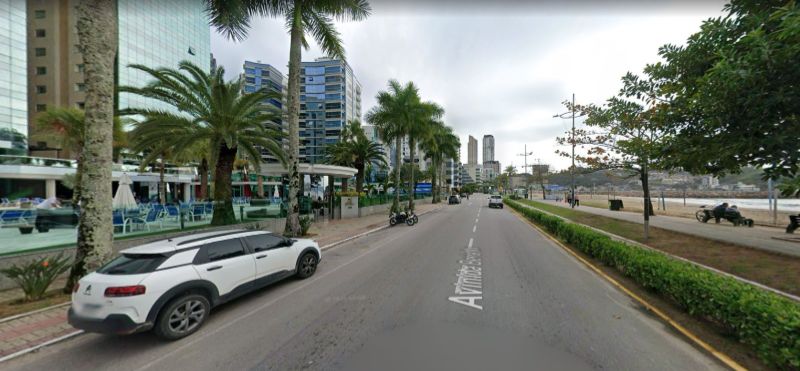 APTO + GARAGEM TRIPLA ITAPEMA, localizado em Itapema - SC, bairro Centro