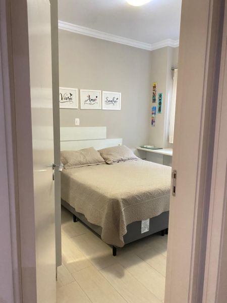 APARTAMENTO + GARAGEM TRIPLA, localizado em Itapema - SC, bairro Meia Praia