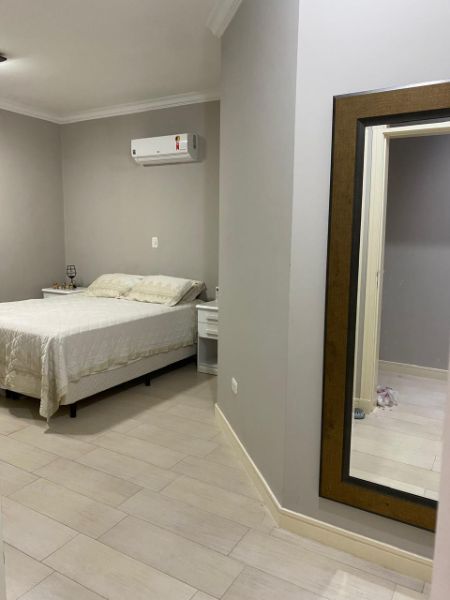APARTAMENTO + GARAGEM TRIPLA, localizado em Itapema - SC, bairro Meia Praia