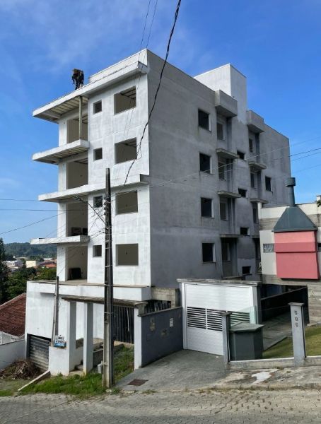 IMÓVEL EM CONSTRUÇÃO - PENHA /SC, localizado em Penha - SC, bairro Centro