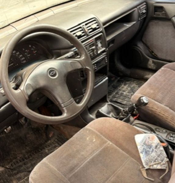 GM VECTRA 1994/1995 — foto 2 de 4