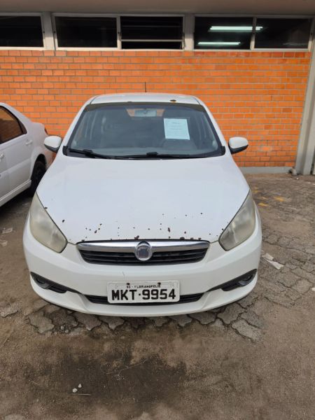 Veículo Fiat Grand Siena FIAT Grand Siena Essence 1.6 Flex 16V 2014/2014 2014 em leilão