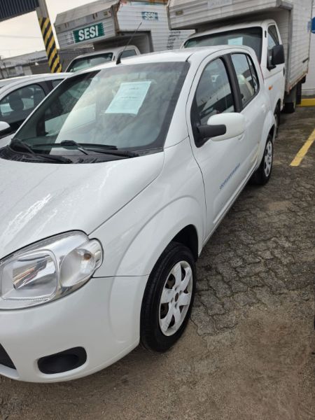 Veículo Fiat Uno FIAT UNO Economy 1.4 EVO Fire Flex 8V 2014 em leilão