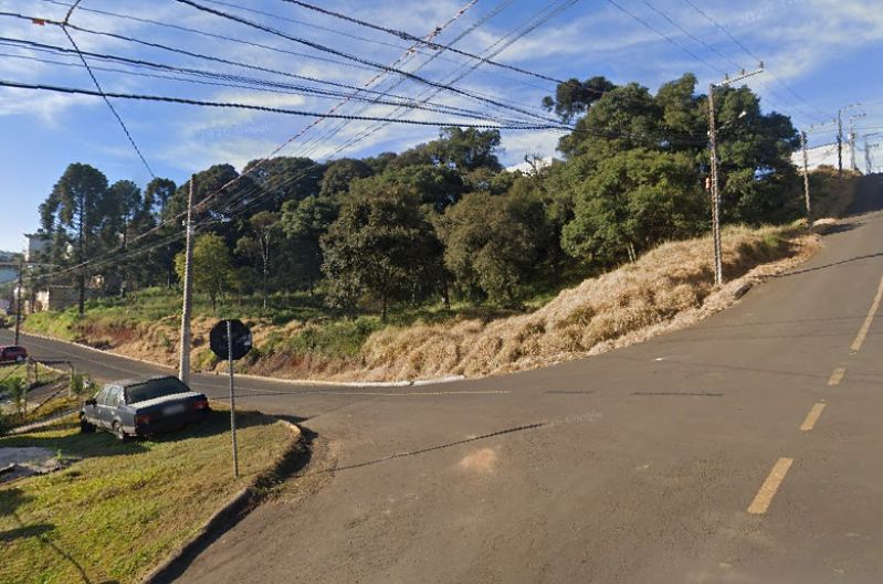 Grande Terreno Alto Bonito – 5.572 m² (14 Lotes)