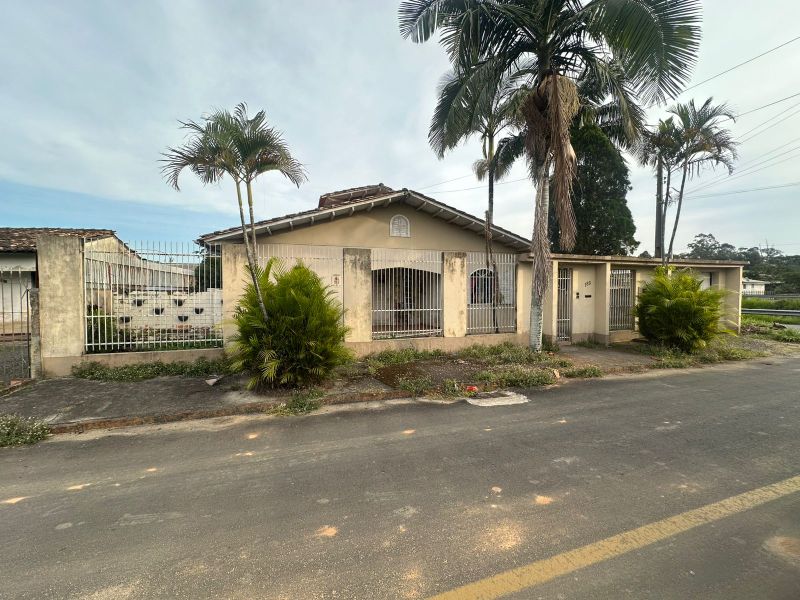 Casa de Alvenaria em Criciúma- Vila Francesa, localizado em Criciúma - SC