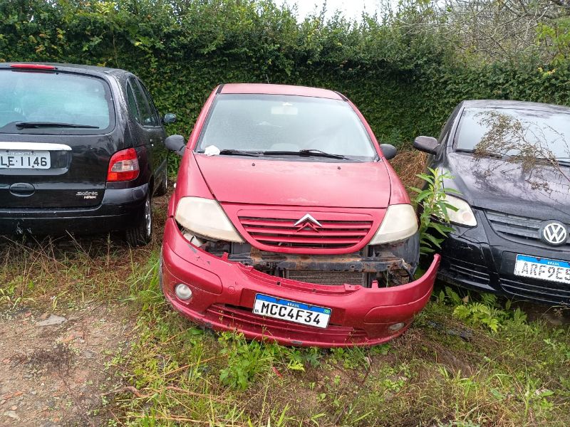 Citroen C3 EXCL 16 16V 2004 Vermelho